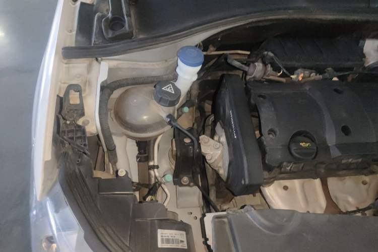 Used Peugeot 301 2016 1.6L Automatic Comfort Edition Engine Bay Right