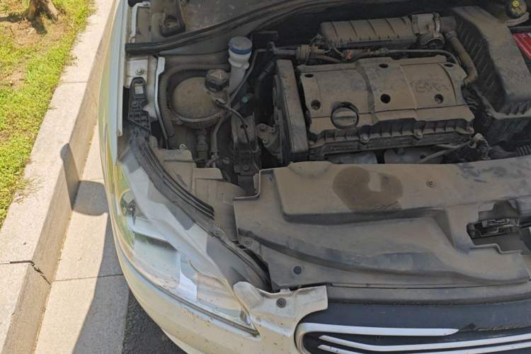 Used Peugeot 301 2016 1.6L Automatic Comfort Edition Engine Bay Right