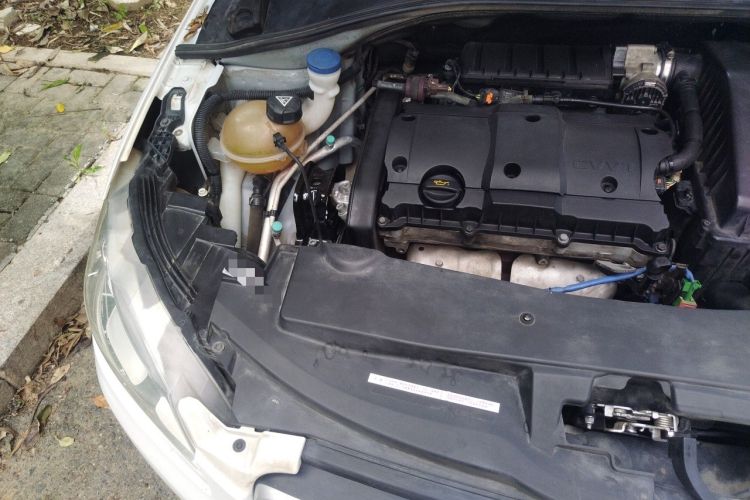 Used Peugeot 301 2016 1.6L Automatic Comfort Edition Engine Bay Right