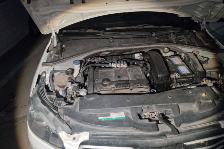 Used Peugeot 301 2016 1.6L Automatic Comfort Edition Engine Bay Right