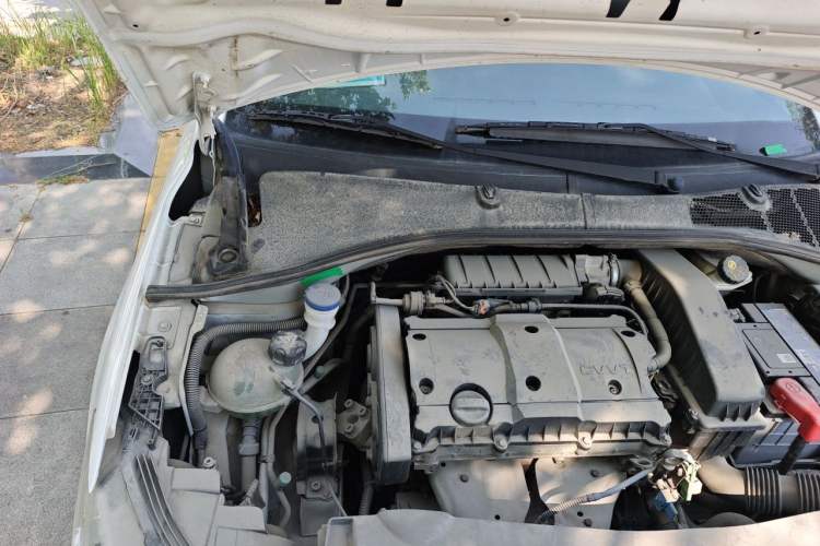 Used Peugeot 301 2016 1.6L Manual Comfort Edition Engine Bay Right