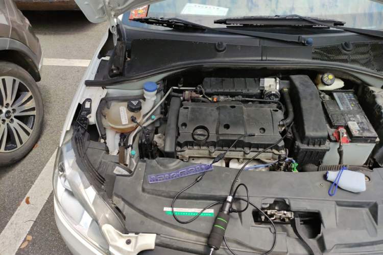Used Peugeot 301 2016 1.6L Automatic Comfort Edition Engine Bay Right