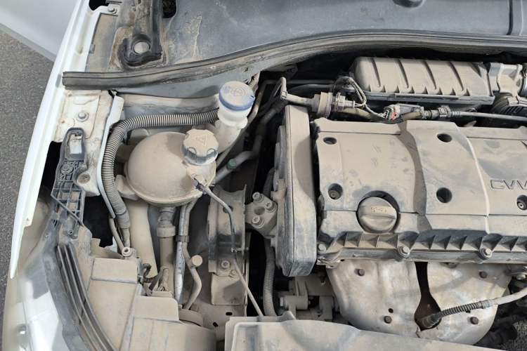 Used Peugeot 301 2016 1.6L Manual Comfort Edition Engine Bay Right