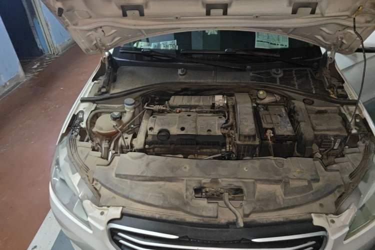 Used Peugeot 301 2016 1.6L Automatic Comfort Edition Engine Bay Right