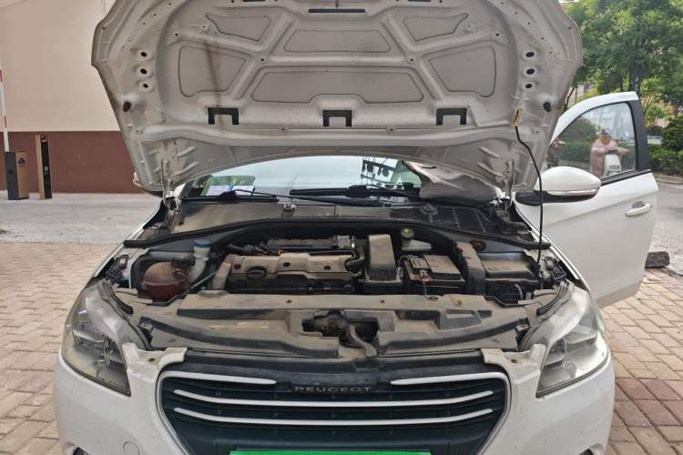 Used Peugeot 301 2016 1.6L Manual Comfort Edition Engine Bay