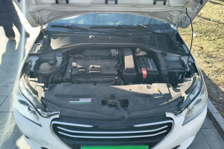 Used Peugeot 301 2016 1.6L Manual Comfort Edition Engine Bay