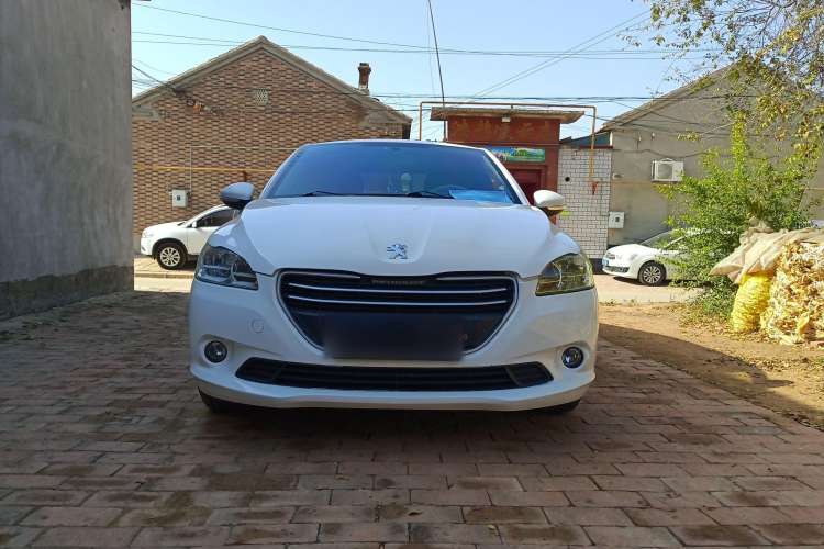 Used Peugeot 301 2016 1.6L Automatic Comfort Edition Exterior 1