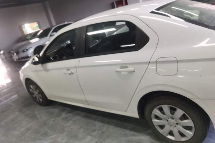 Used Peugeot 301 2016 1.6L Manual Comfort Edition Exterior 3