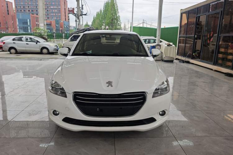 Used Peugeot 301 2016 1.6L Manual Happiness Edition Front