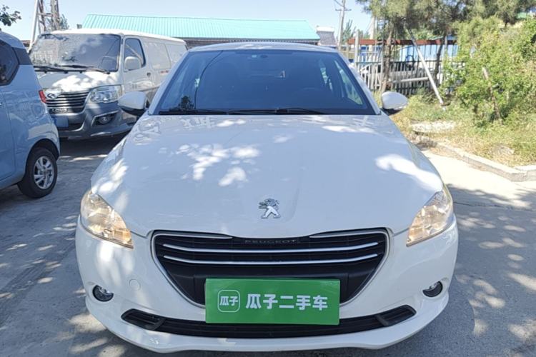 Used Peugeot 301 2016 1.6L Manual Comfort Edition Front