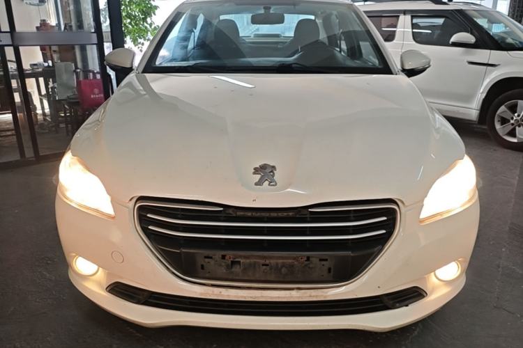 Used Peugeot 301 2016 1.6L Manual Comfort Edition Front