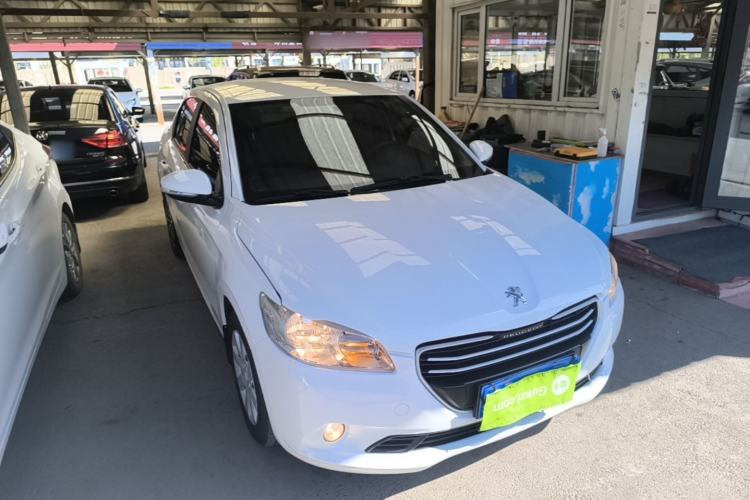 Used Peugeot 301 2016 1.6L Automatic Comfort Edition Front Right 45 Deg