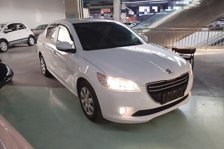 Used Peugeot 301 2016 1.6L Automatic Comfort Edition Front Right 45 Deg