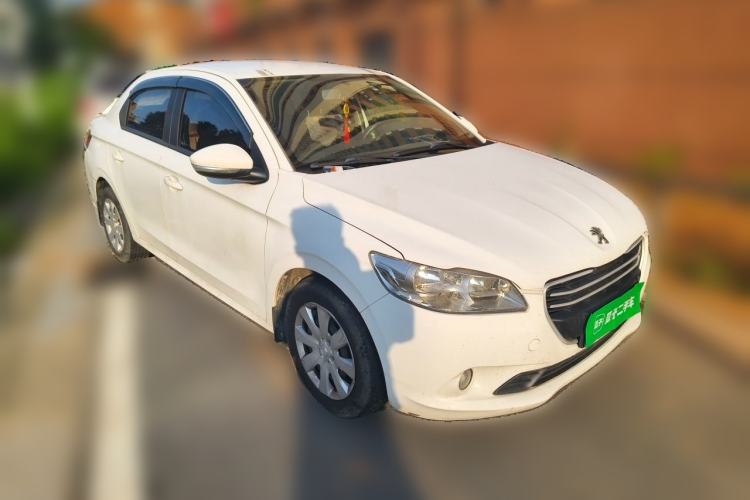 Used Peugeot 301 2016 1.6L Manual Comfort Edition Front Right 45 Deg