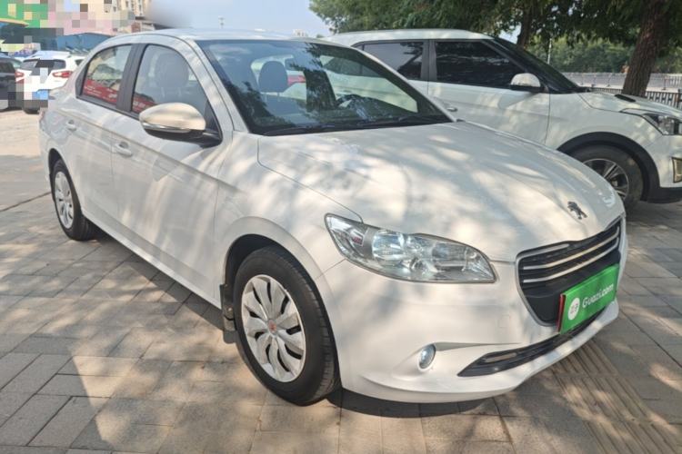 Used Peugeot 301 2016 1.6L Manual Comfort Edition Front Right 45 Deg