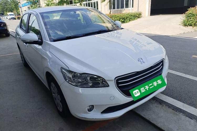 Used Peugeot 301 2016 1.6L Manual Happiness Edition Front Right 45 Deg