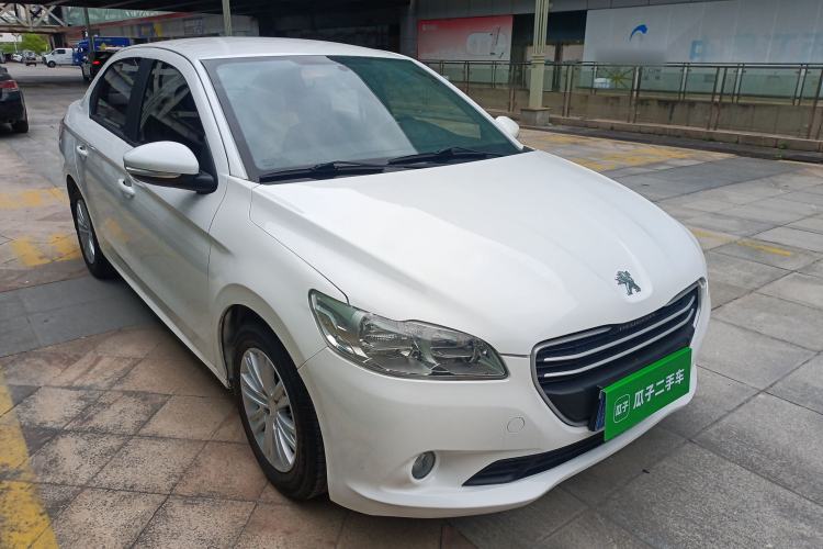 Used Peugeot 301 2016 1.6L Automatic Comfort Edition Front Right 45 Deg