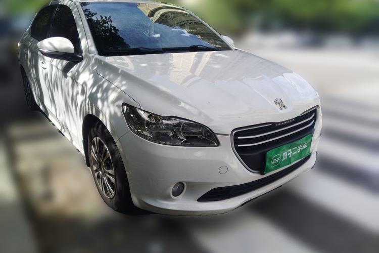 Used Peugeot 301 2016 1.6L Automatic Comfort Edition Front Right 45 Deg
