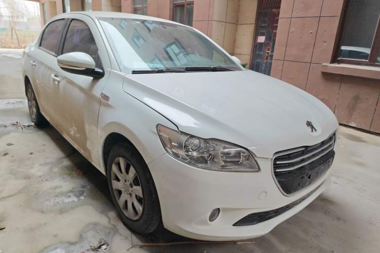 Used Peugeot 301 2016 1.6L Manual Comfort Edition Front Right 45 Deg