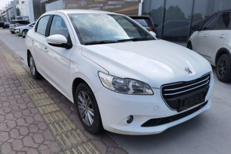 Used Peugeot 301 2016 1.6L Manual Happiness Edition Front Right 45 Deg
