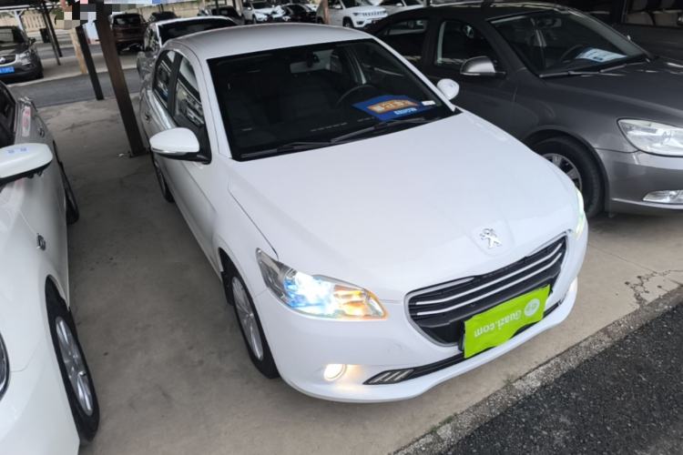 Used Peugeot 301 2016 1.6L Manual Comfort Edition Front Right 45 Deg