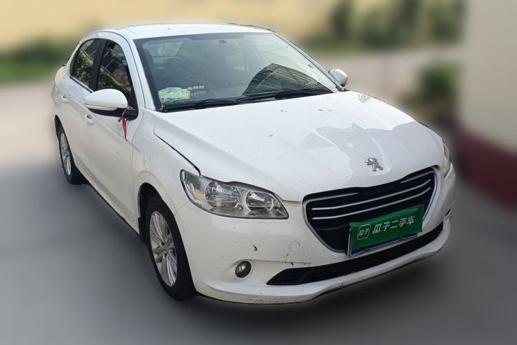 Used Peugeot 301 2016 1.6L Manual Comfort Edition Front Right 45 Deg