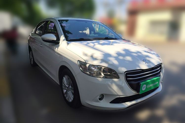 Used Peugeot 301 2016 1.6L Manual Comfort Edition Front Right 45 Deg