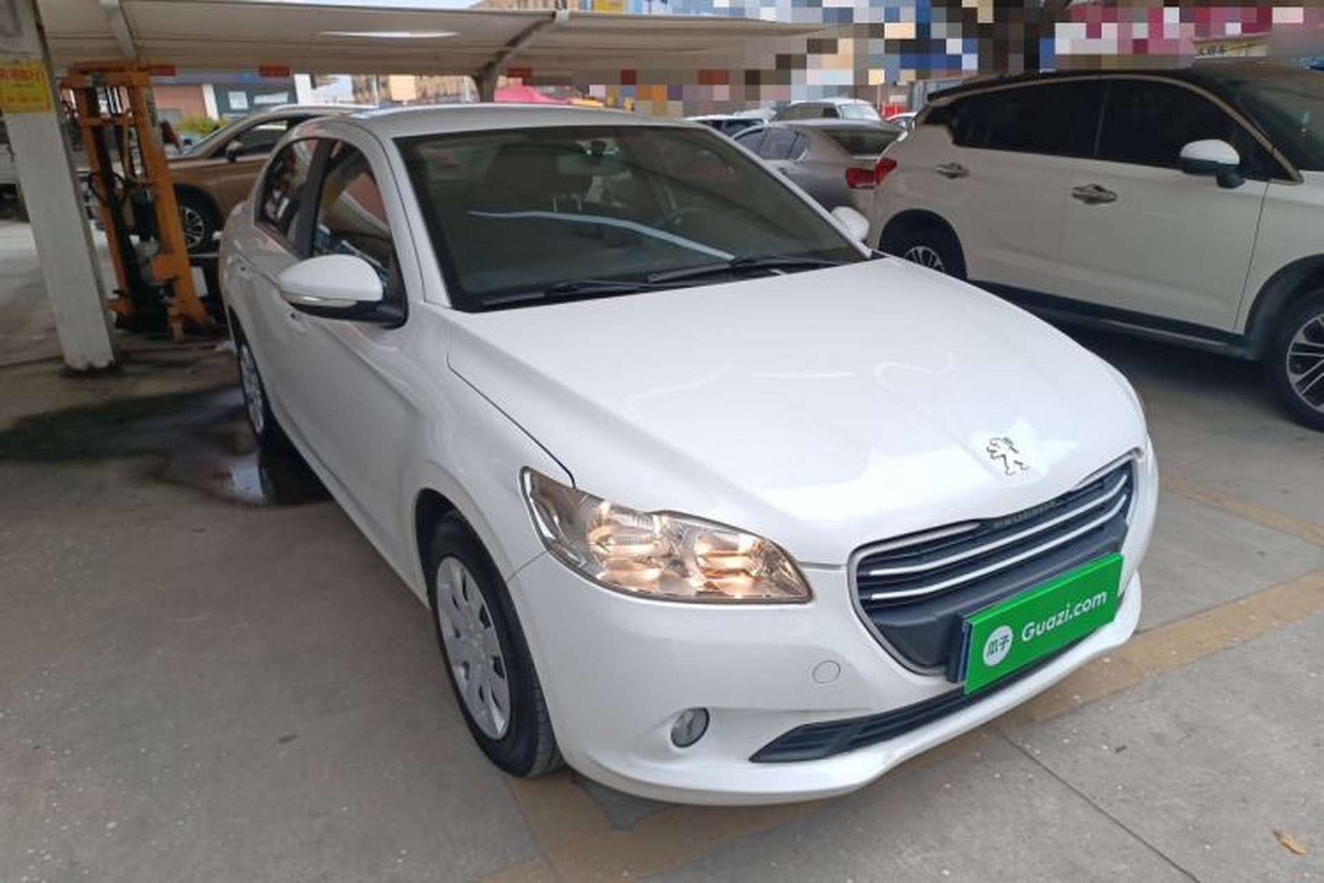 Used Peugeot 301 2016 1.6L Manual Happiness Edition Front Right 45 Deg