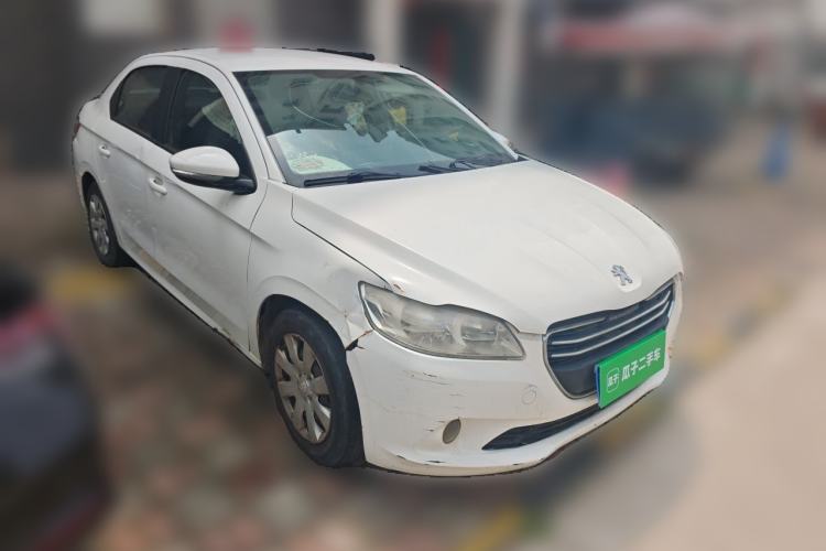 Used Peugeot 301 2016 1.6L Manual Comfort Edition Front Right 45 Deg