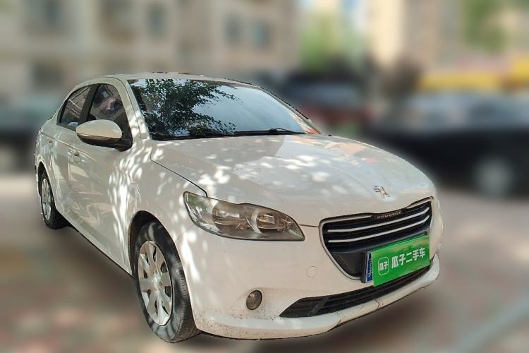 Used Peugeot 301 2016 1.6L Manual Comfort Edition Front Right 45 Deg