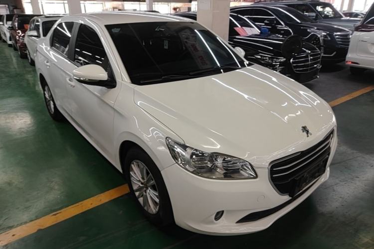 Used Peugeot 301 2016 1.6L Automatic Comfort Edition Front Right 45 Deg