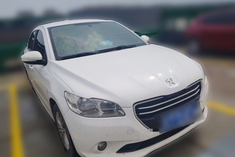 Used Peugeot 301 2016 1.6L Manual Comfort Edition Front Right 45 Deg