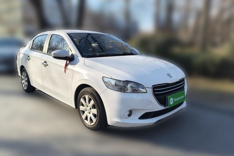 Used Peugeot 301 2016 1.6L Manual Comfort Edition Front Right 45 Deg