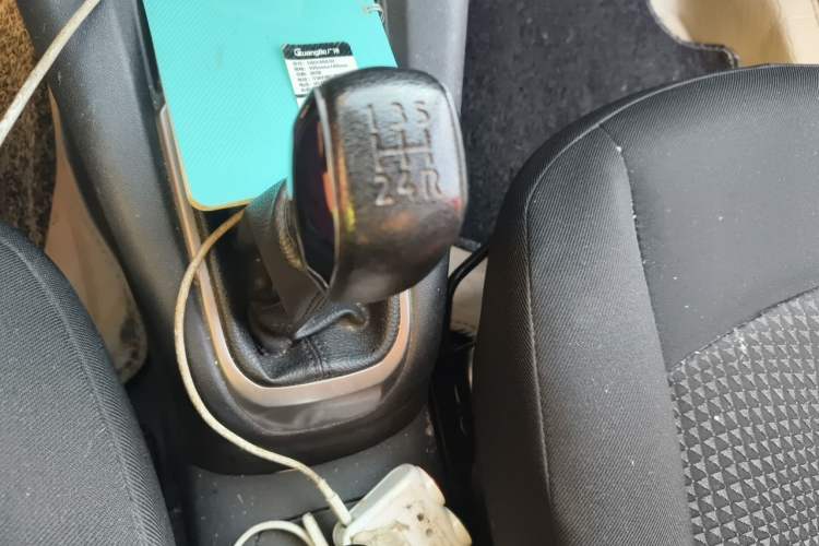 Used Peugeot 301 2016 1.6L Manual Comfort Edition Gear Lever