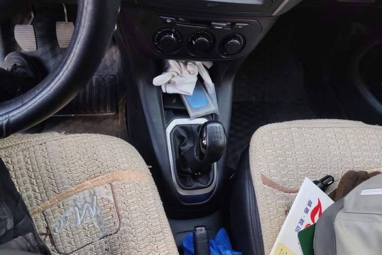 Used Peugeot 301 2016 1.6L Manual Comfort Edition Gear Lever
