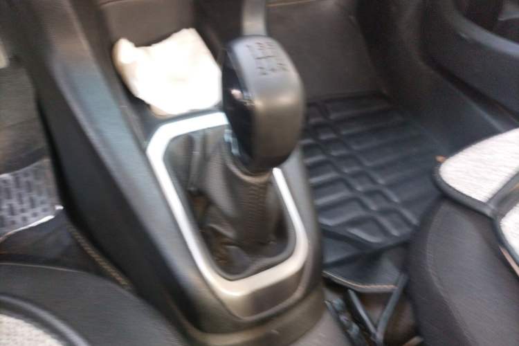 Used Peugeot 301 2016 1.6L Manual Comfort Edition Gear Lever