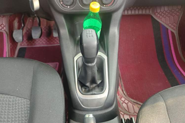 Used Peugeot 301 2016 1.6L Manual Comfort Edition Gear Lever