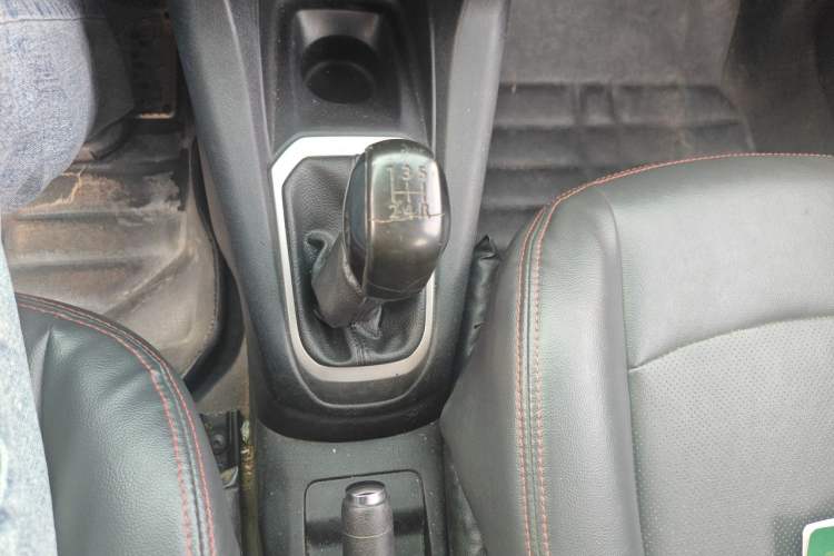 Used Peugeot 301 2016 1.6L Manual Comfort Edition Gear Lever