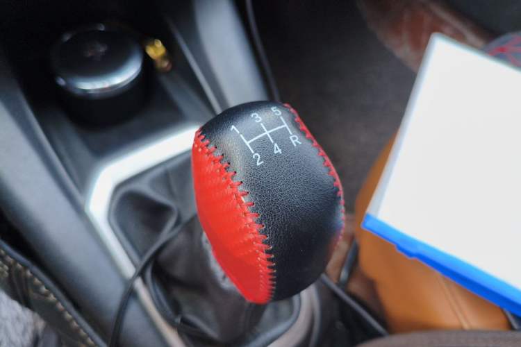 Used Peugeot 301 2016 1.6L Manual Comfort Edition Gear Lever