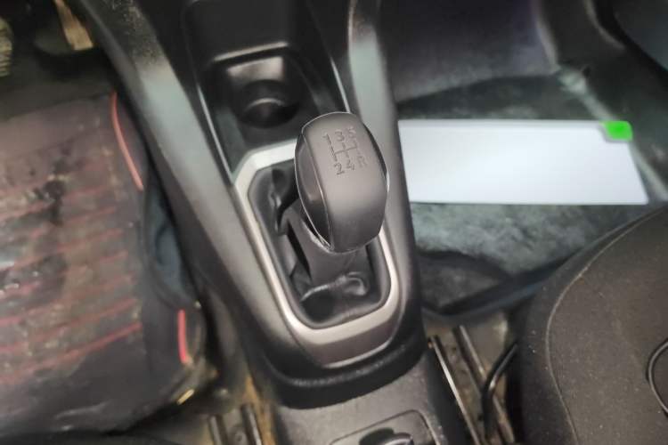 Used Peugeot 301 2016 1.6L Manual Comfort Edition Gear Lever