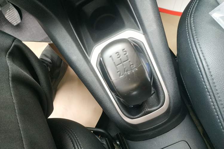 Used Peugeot 301 2016 1.6L Manual Happiness Edition Gear Lever