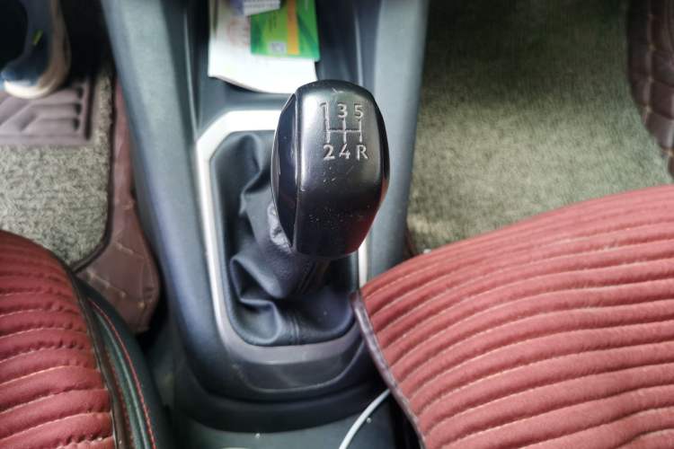 Used Peugeot 301 2016 1.6L Manual Comfort Edition Gear Lever