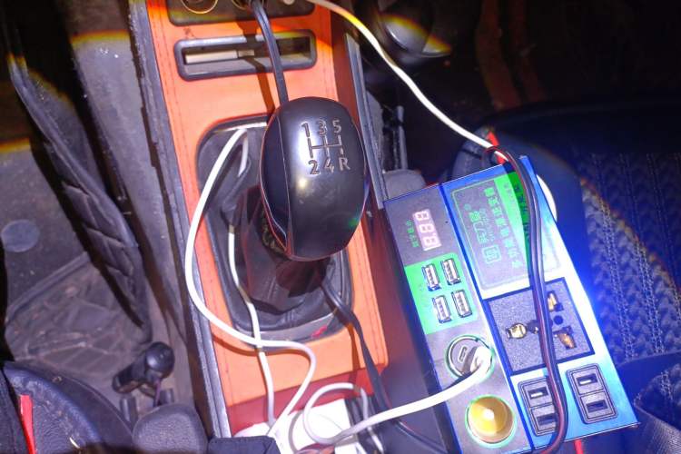 Used Peugeot 301 2016 1.6L Manual Comfort Edition Gear Lever