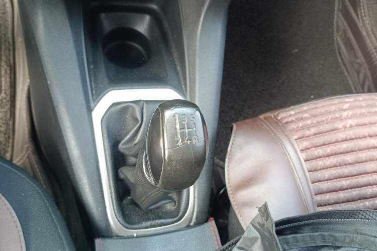 Used Peugeot 301 2016 1.6L Manual Comfort Edition Gear Lever