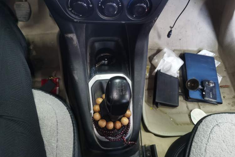 Used Peugeot 301 2016 1.6L Manual Comfort Edition Gear Lever