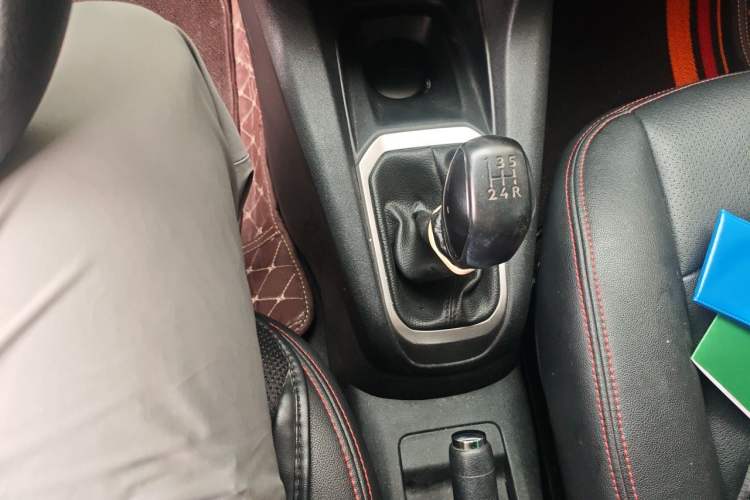 Used Peugeot 301 2016 1.6L Manual Comfort Edition Gear Lever
