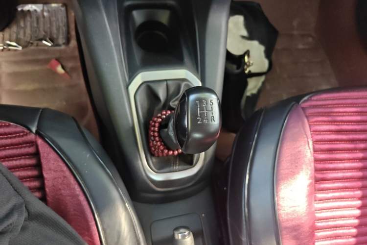 Used Peugeot 301 2016 1.6L Manual Comfort Edition Gear Lever