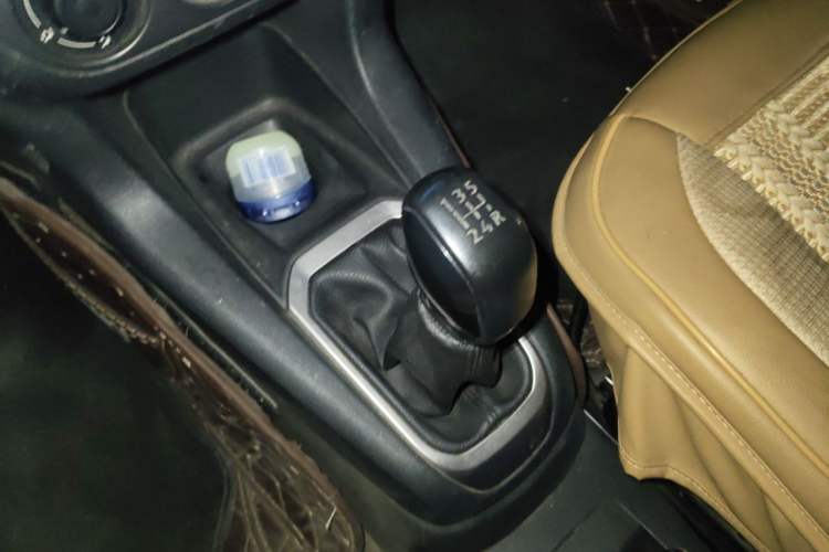 Used Peugeot 301 2016 1.6L Manual Happiness Edition Gear Lever