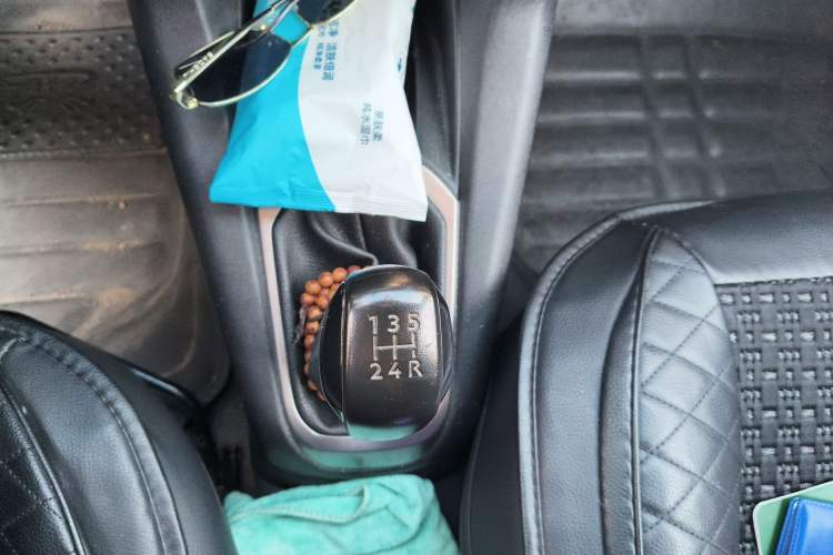 Used Peugeot 301 2016 1.6L Manual Comfort Edition Gear Lever