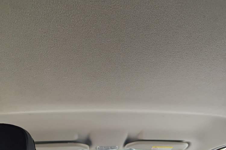 Used Peugeot 301 2016 1.6L Manual Comfort Edition Headliner
